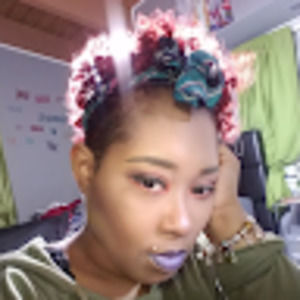 Meet your Posher, Fatima